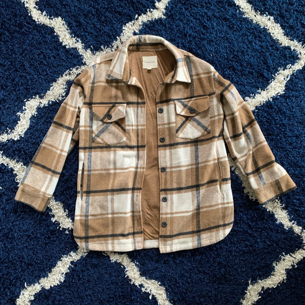 Womens plaid neutral shacket size large